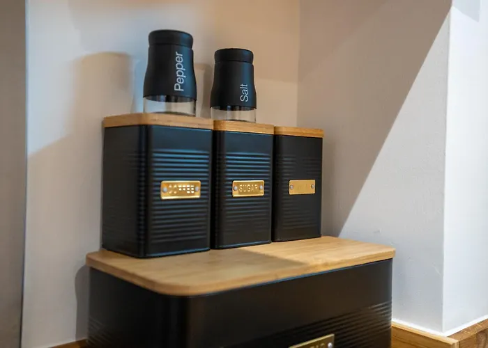 Spacious 2br - Centre - Balcony - Parking Apartment Leeds (West Yorkshire)