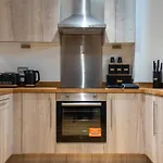 Spacious 2br - Centre - Balcony - Parking